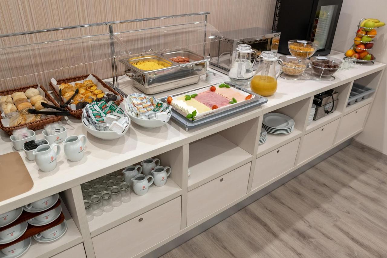 Dinya Lisbon Hotel Εξωτερικό φωτογραφία
